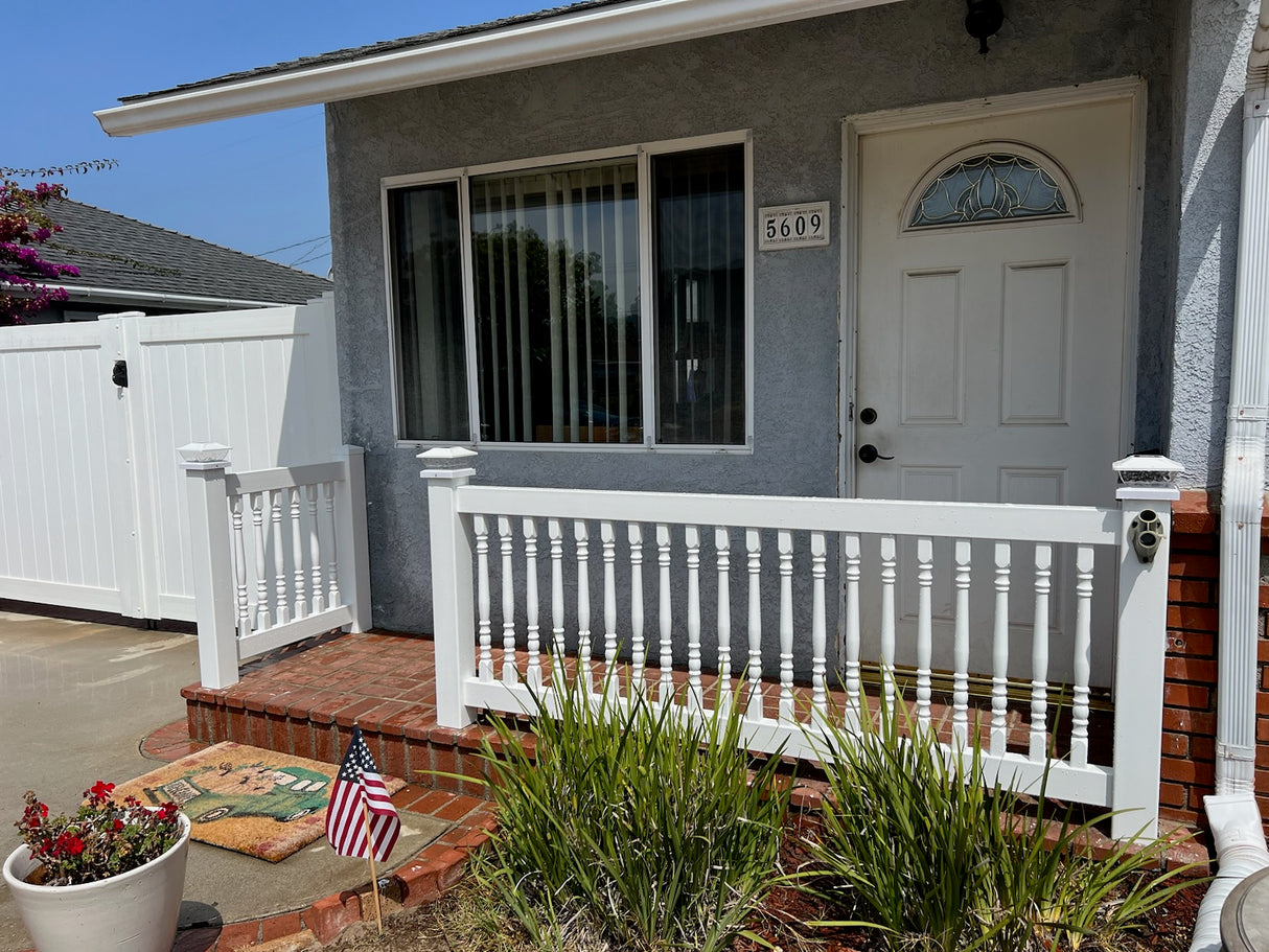 Traditional Picket Railing 36" - 42" tall