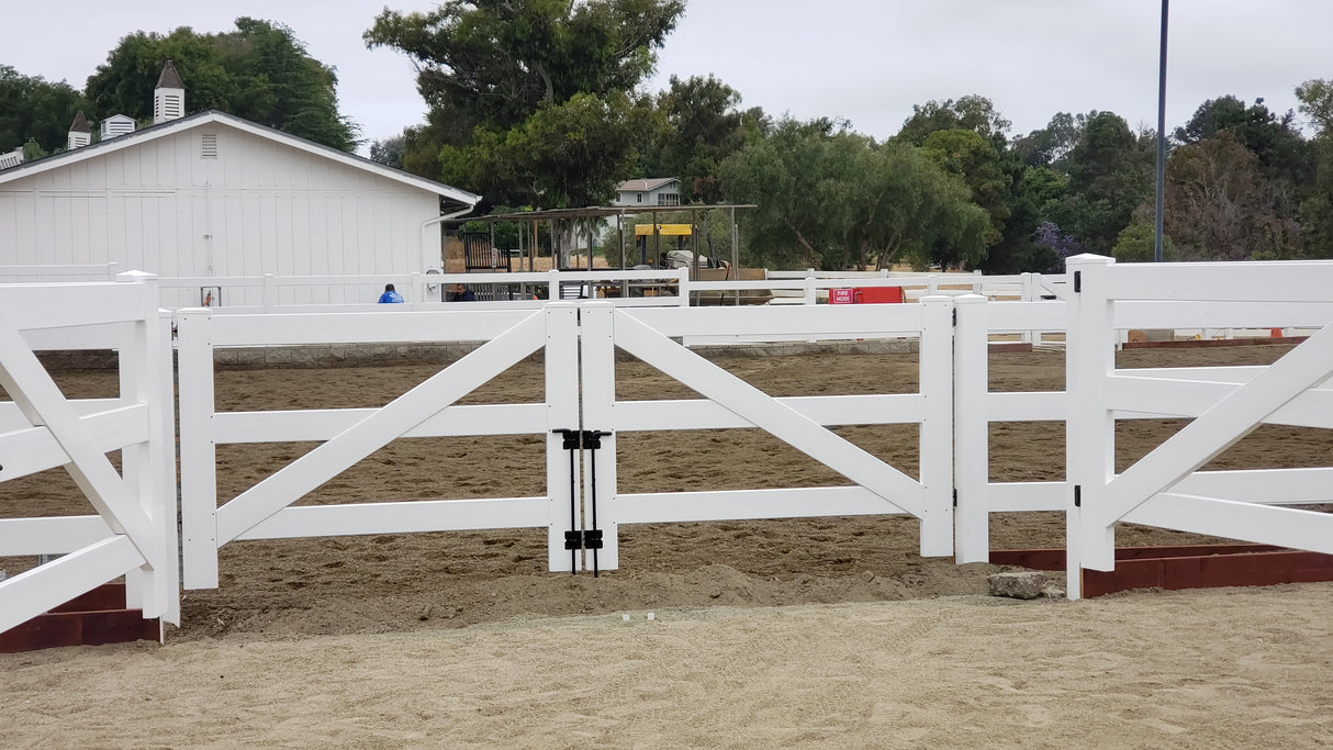 Horizontal Modern – Ranch Rail Style – 1” x 6” pickets - Laguna
